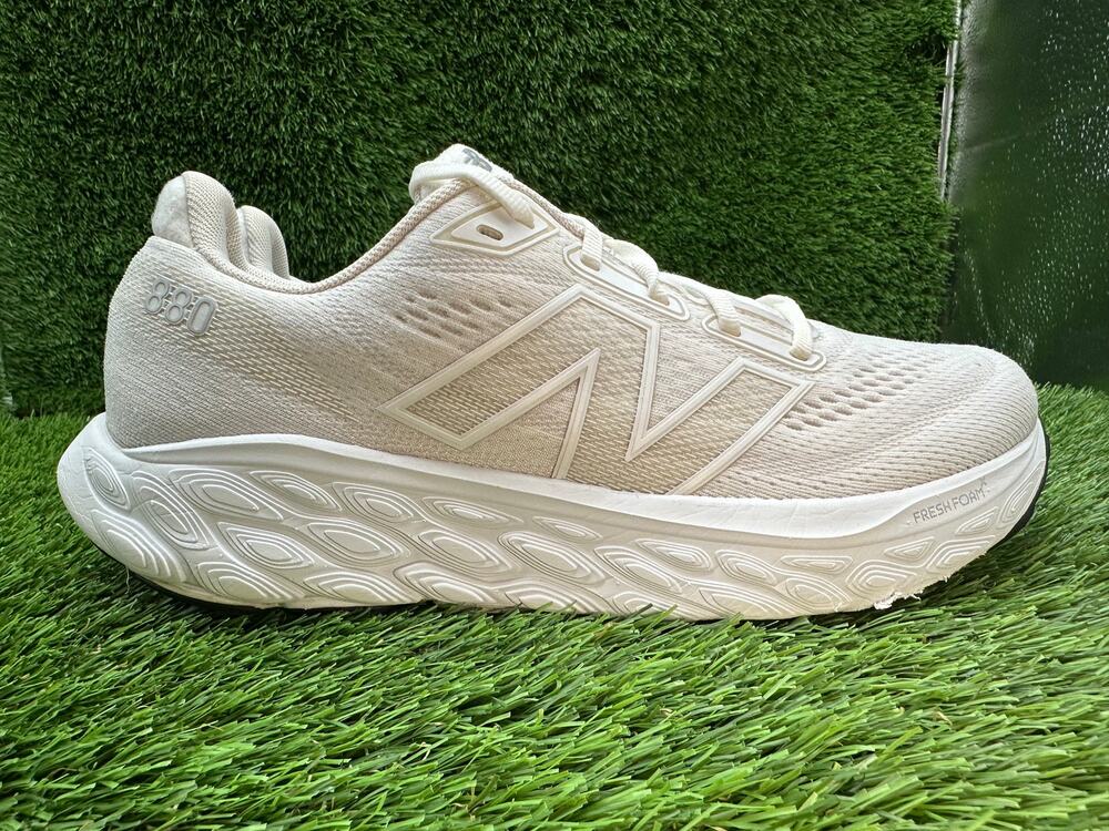 New Balance Fresh Foam X 880v14 W880W14 Athletic Sneaker Unisex M8/W9.5 White